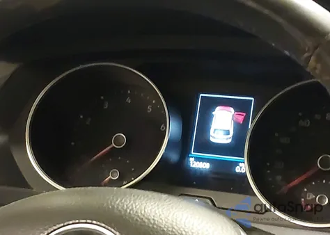 2018 Volkswagen Tiguan 2.0T Se/2.0T Sel z USA, uszkodzony, nr VIN 3VV2B7AX7JM072238